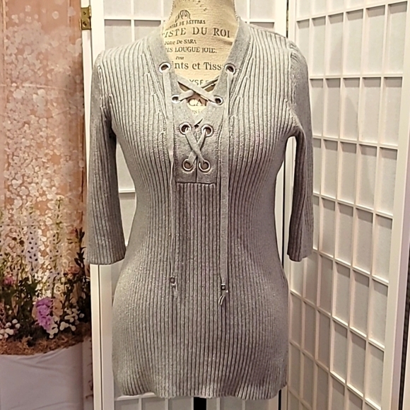 𝅺michael Kors Sweater - Picture 1 of 6